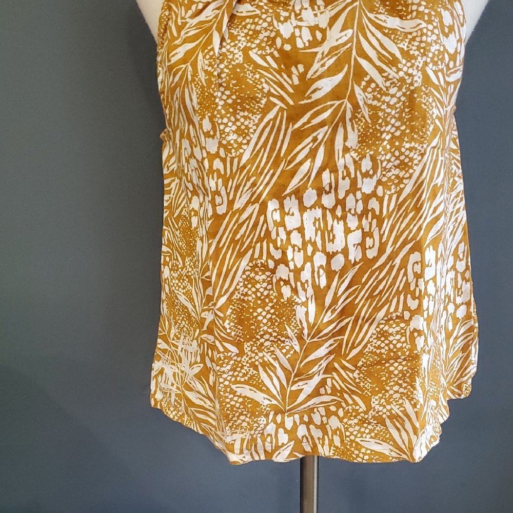 Christian Siriano Gold and White Ruffled Tank Top - Picture 3 of 13